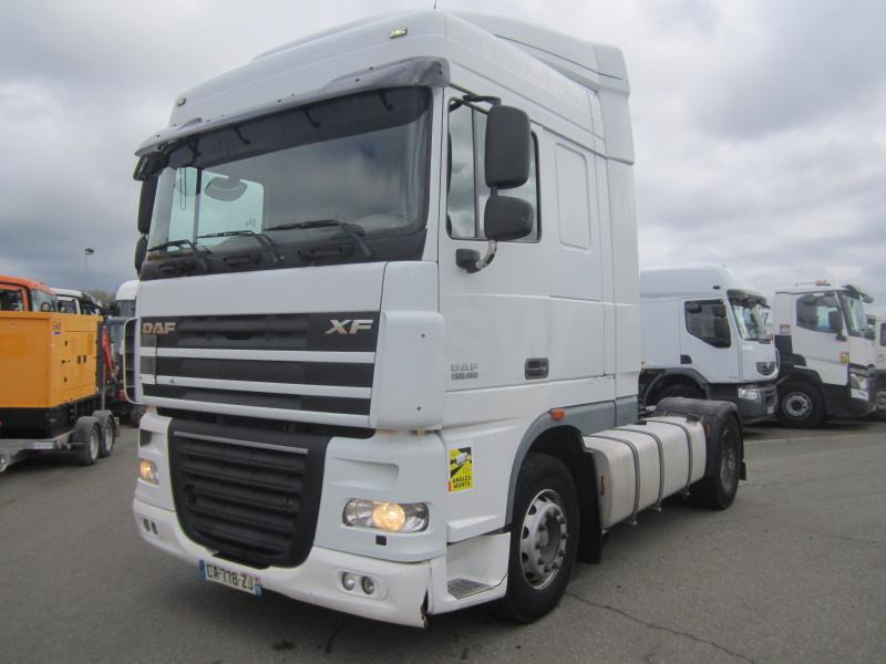DAF XF105 460 - Tegljač: slika 1 DAF XF105 460 - Tegljač: slika 1