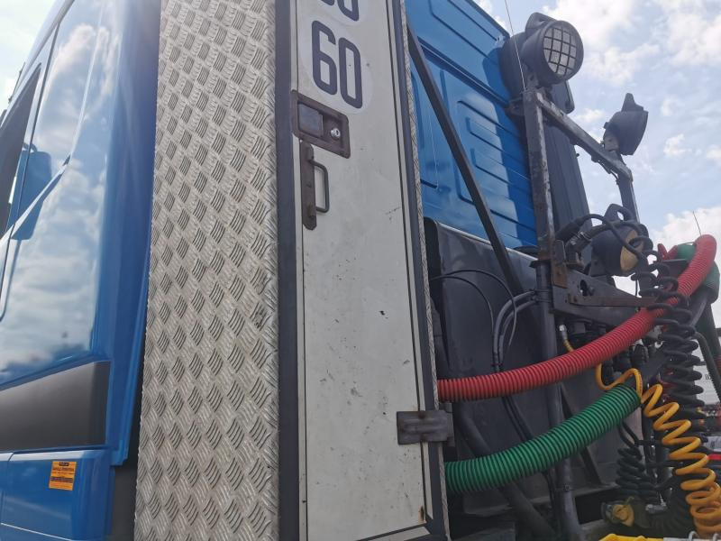 Mercedes Actros 3348 - Tegljač: slika 5 Mercedes Actros 3348 - Tegljač: slika 5