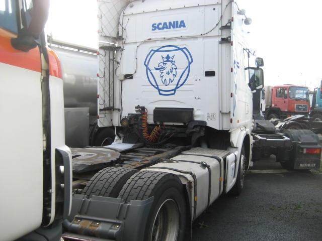 Scania L 124L420 - Tegljač: slika 3 Scania L 124L420 - Tegljač: slika 3