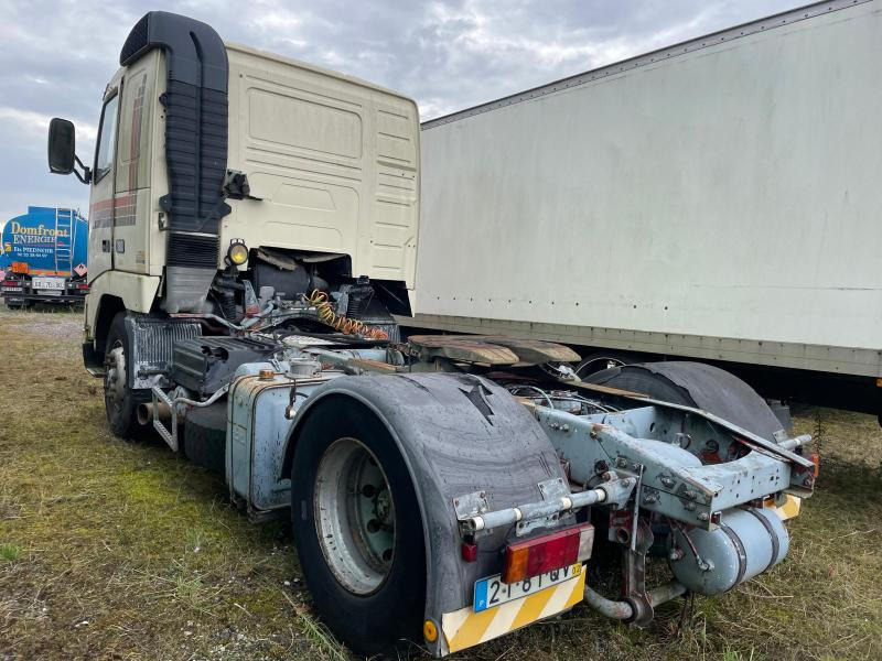 Volvo FH12 380 - Tegljač: slika 3 Volvo FH12 380 - Tegljač: slika 3