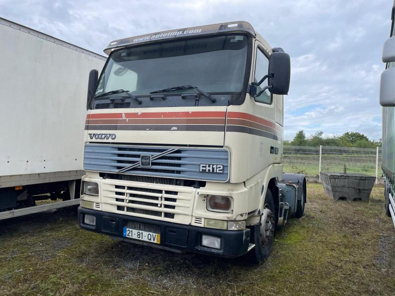 Volvo FH12 380 - Tegljač: slika 2 Volvo FH12 380 - Tegljač: slika 2