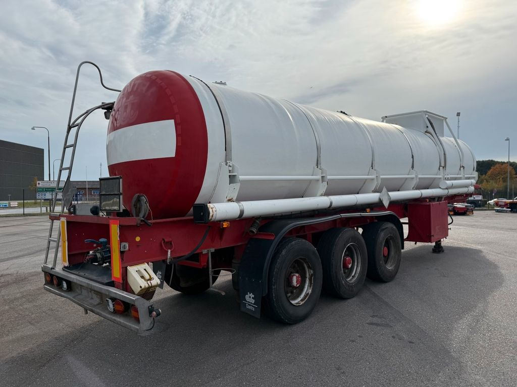 Blumhardt 3 axle 29.000 L ADR Tank trailer - Poluprikolica cisterna: slika 3 Blumhardt 3 axle 29.000 L ADR Tank trailer - Poluprikolica cisterna: slika 3