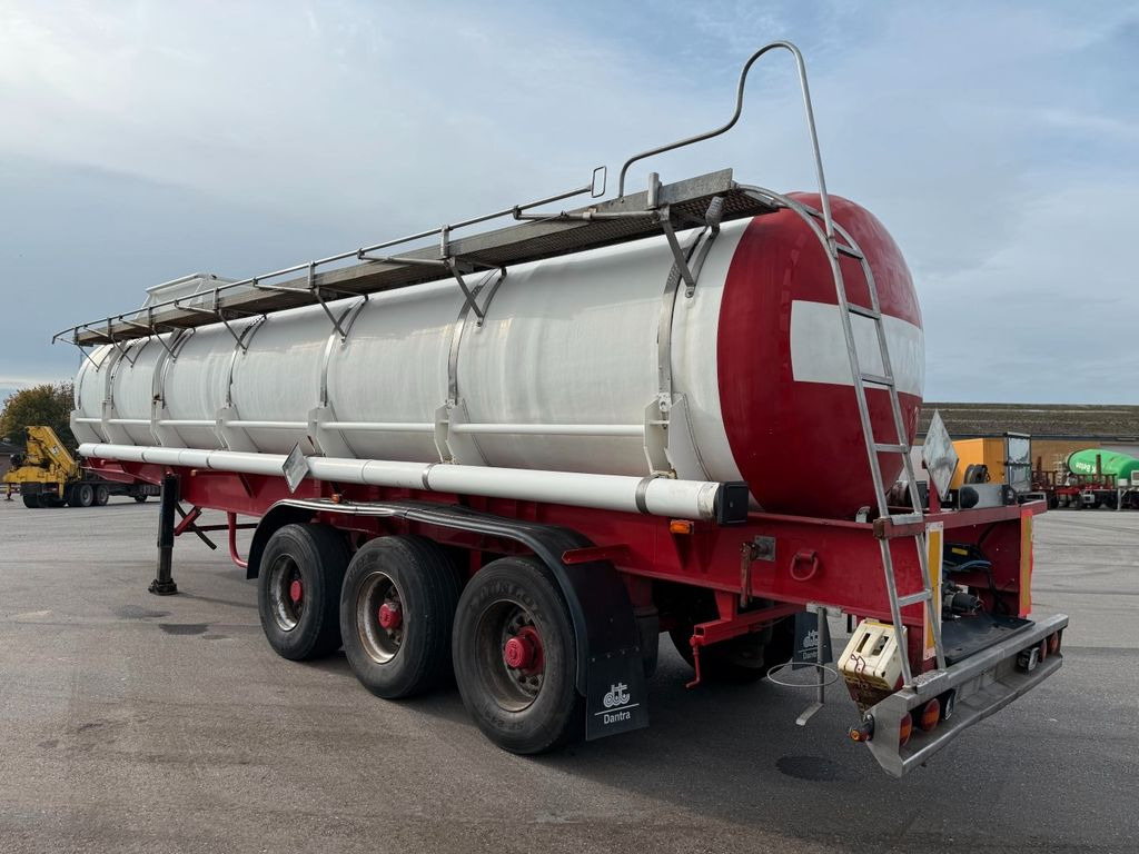 Blumhardt 3 axle 29.000 L ADR Tank trailer - Poluprikolica cisterna: slika 4 Blumhardt 3 axle 29.000 L ADR Tank trailer - Poluprikolica cisterna: slika 4