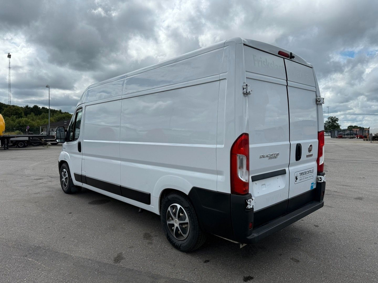 Fiat Ducato 2.3 MJT 150 Waeco Frigo (Engine Damage) - Dostavno vozilo hladnjača: slika 4 Fiat Ducato 2.3 MJT 150 Waeco Frigo (Engine Damage) - Dostavno vozilo hladnjača: slika 4