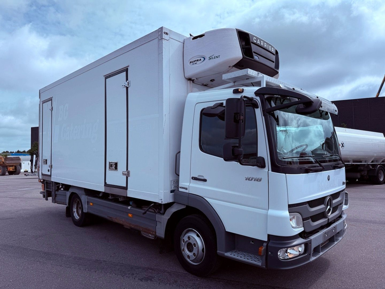 Mercedes-Benz Atego 1018 4x2 Carrier Supra 750 Mt - Hladnjača: slika 2 Mercedes-Benz Atego 1018 4x2 Carrier Supra 750 Mt - Hladnjača: slika 2