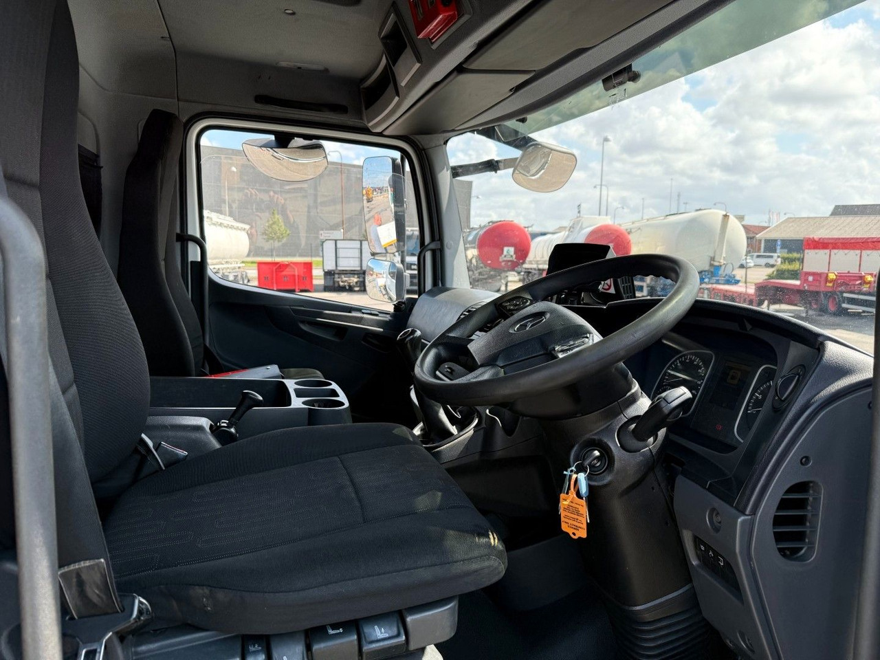 Mercedes-Benz Atego 1323 RHD Euro 6 Hvidtved Larsen Cityflex - Vakuumska cisterna: slika 5 Mercedes-Benz Atego 1323 RHD Euro 6 Hvidtved Larsen Cityflex - Vakuumska cisterna: slika 5