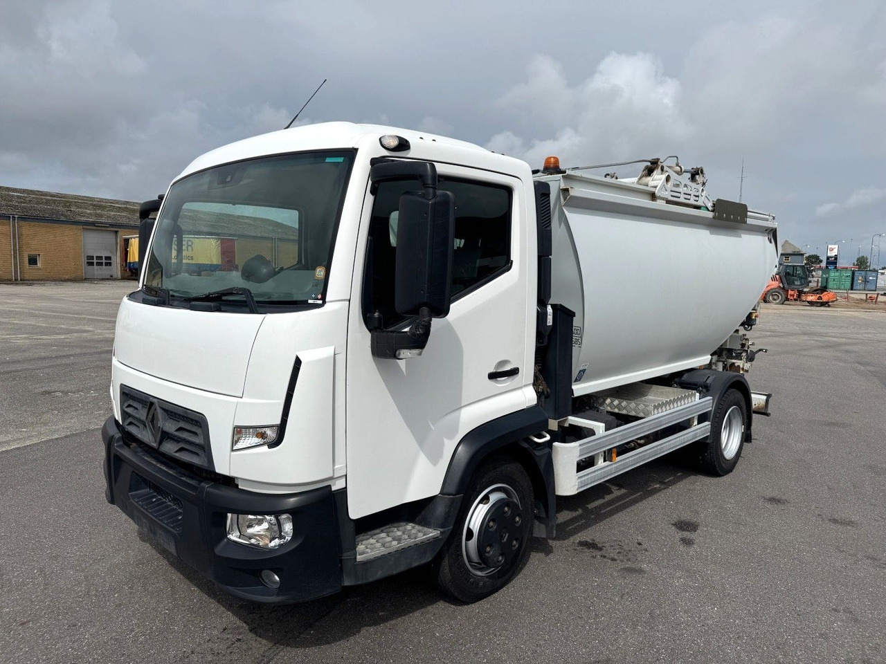 Renault D7.5 180 4x2 Semat/Techno Azimut 8 m3 Garbage - Kamion za smeće: slika 1 Renault D7.5 180 4x2 Semat/Techno Azimut 8 m3 Garbage - Kamion za smeće: slika 1