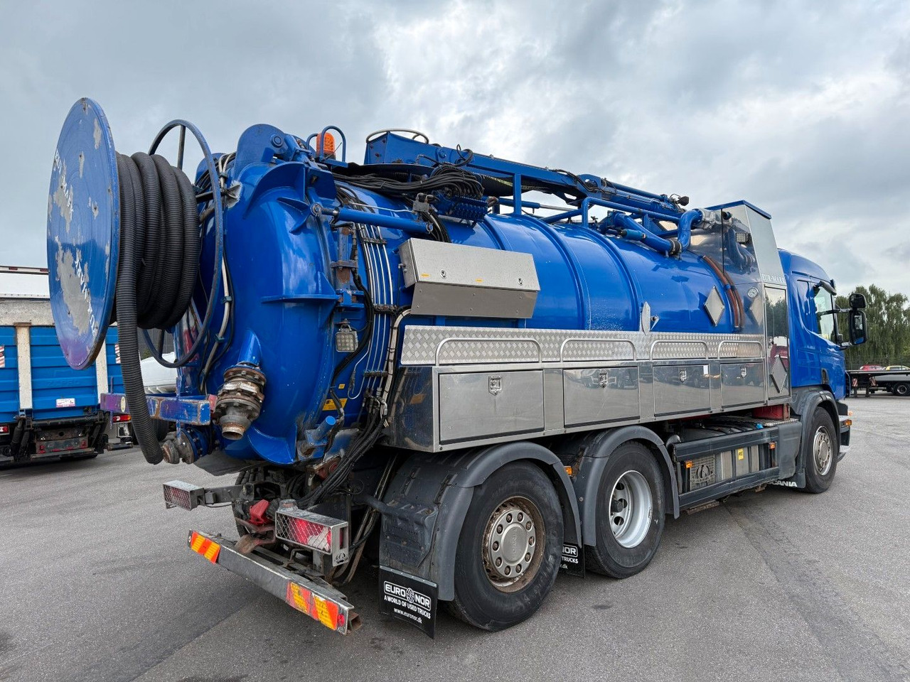 Scania 6x2*4 Eur-Mark PKI 12.1A Stainless Euro 5 - Vakuumska cisterna: slika 3 Scania 6x2*4 Eur-Mark PKI 12.1A Stainless Euro 5 - Vakuumska cisterna: slika 3