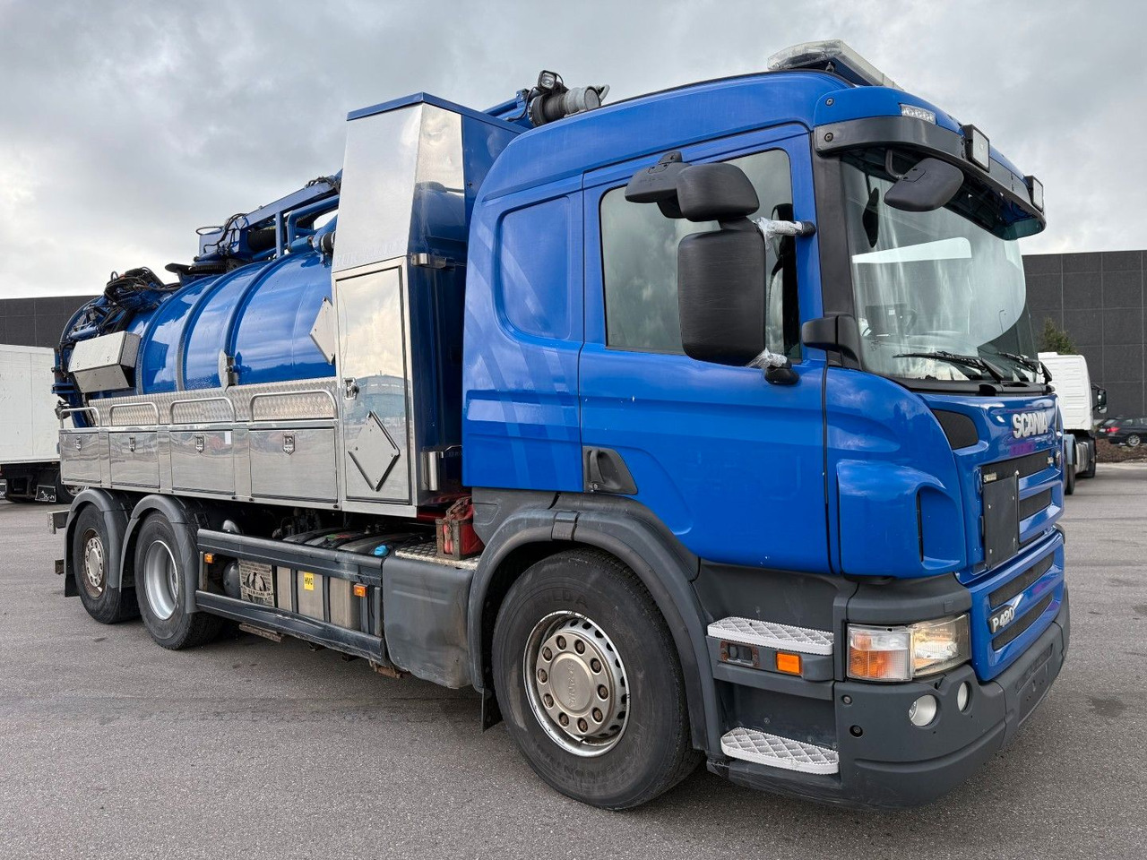 Scania 6x2*4 Eur-Mark PKI 12.1A Stainless Euro 5 - Vakuumska cisterna: slika 2 Scania 6x2*4 Eur-Mark PKI 12.1A Stainless Euro 5 - Vakuumska cisterna: slika 2