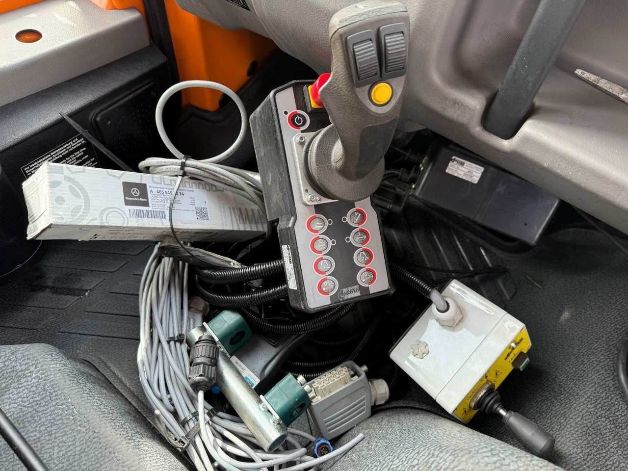 Istovarivač Unimog U427 4x4 Tipper / Kipper  / Dücker Fräse BRS 15: slika 16