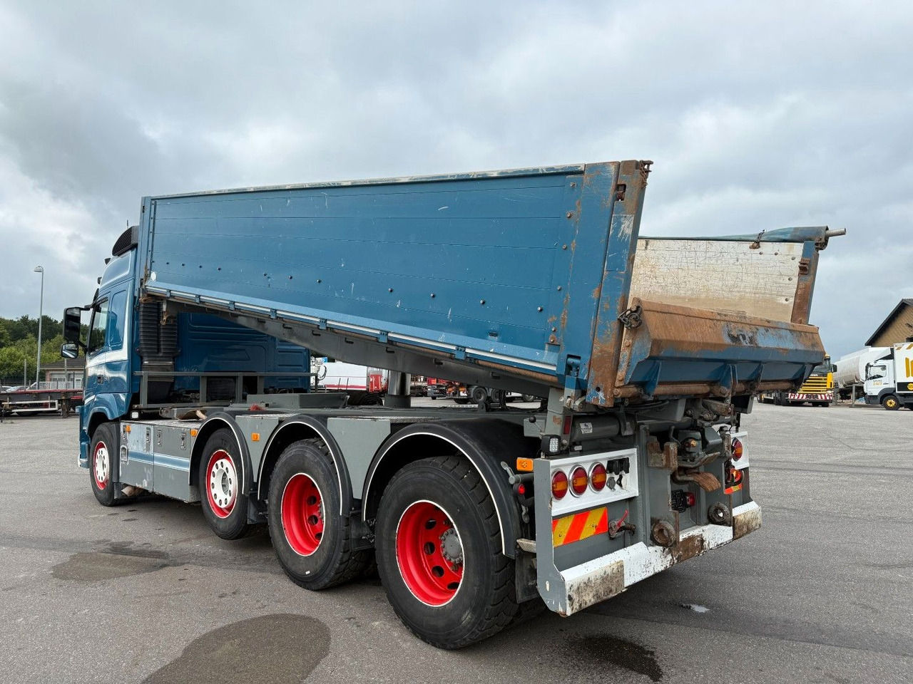 Volvo FM 500 8x4 Pushertridem 3 Way Tipper / Kipper - Istovarivač: slika 4 Volvo FM 500 8x4 Pushertridem 3 Way Tipper / Kipper - Istovarivač: slika 4