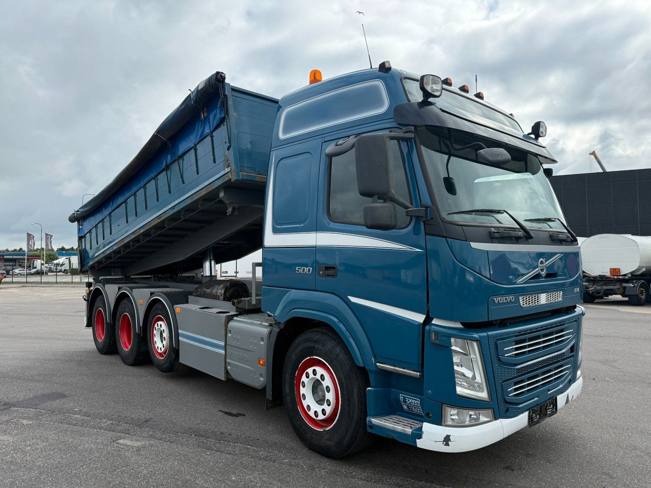 Volvo FM 500 8x4 Pushertridem 3 Way Tipper / Kipper - Istovarivač: slika 2 Volvo FM 500 8x4 Pushertridem 3 Way Tipper / Kipper - Istovarivač: slika 2