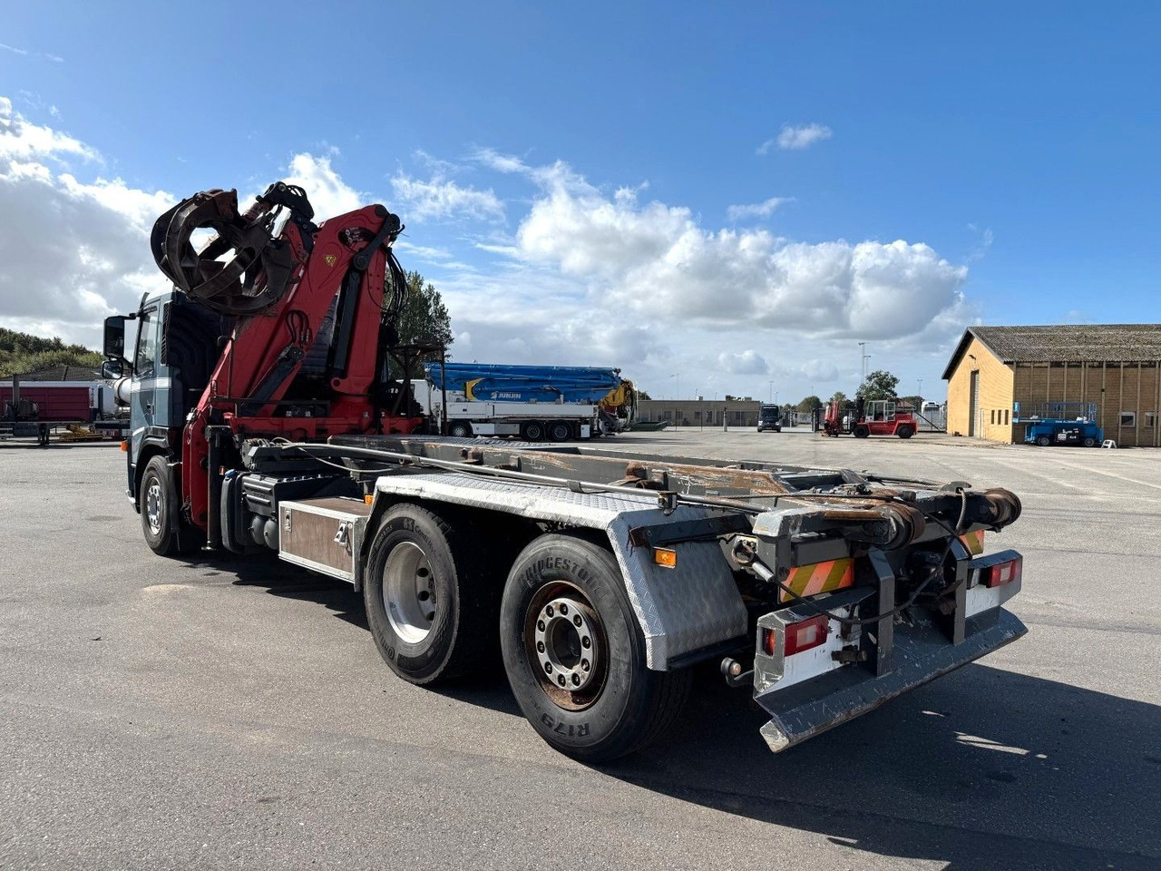 Volvo FM340 6x2*4 Kipper / Palfinger Epsilon 150Z96 - Kamion sa dizalicom: slika 4 Volvo FM340 6x2*4 Kipper / Palfinger Epsilon 150Z96 - Kamion sa dizalicom: slika 4