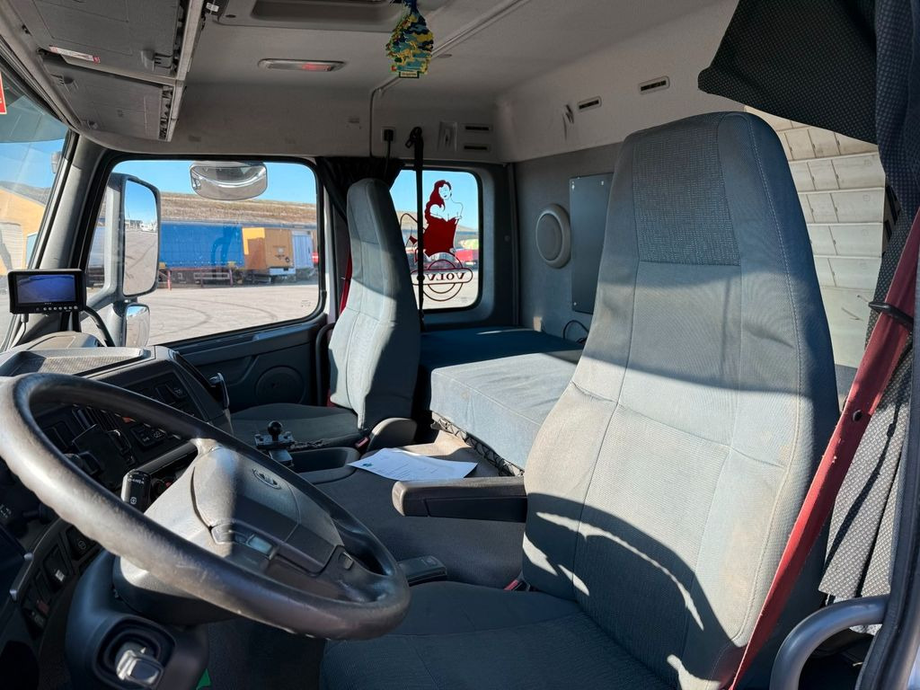 Kamion cisterna Volvo FM460 8x2*6 24.000 l. ADR Tank Volvo FM460 8x2*6 24.000 l. ADR Tanktruck: slika 13