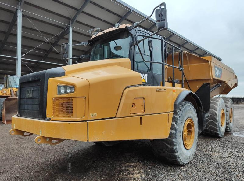 Caterpillar 740GC - Zglobni kiper: slika 2 Caterpillar 740GC - Zglobni kiper: slika 2
