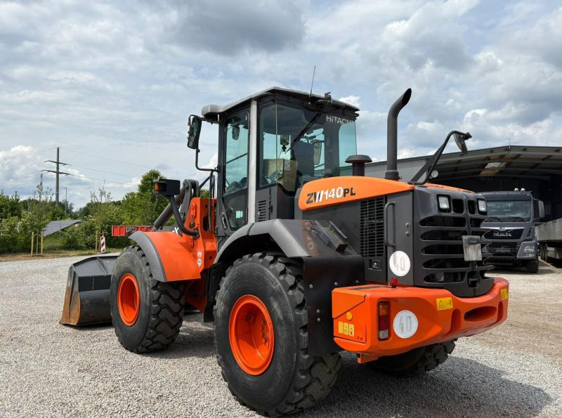 Hitachi ZW140 - Utovarivač točkaš: slika 1 Hitachi ZW140 - Utovarivač točkaš: slika 1