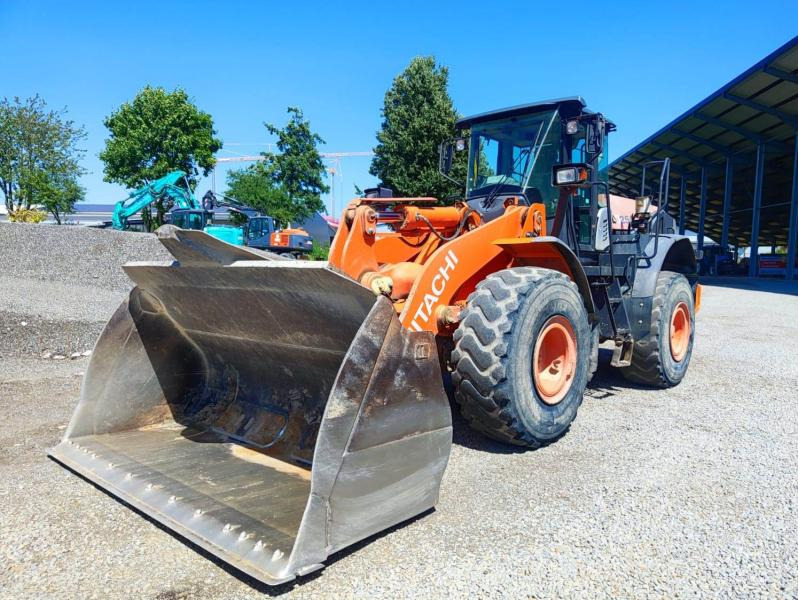 Hitachi ZW250-5B - Utovarivač točkaš: slika 2 Hitachi ZW250-5B - Utovarivač točkaš: slika 2