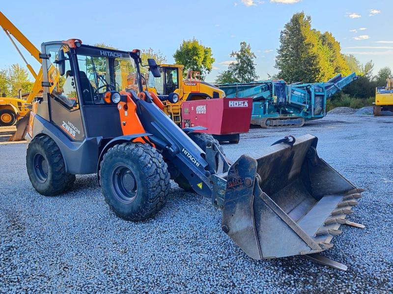 Hitachi ZW95 - Utovarivač točkaš: slika 3 Hitachi ZW95 - Utovarivač točkaš: slika 3