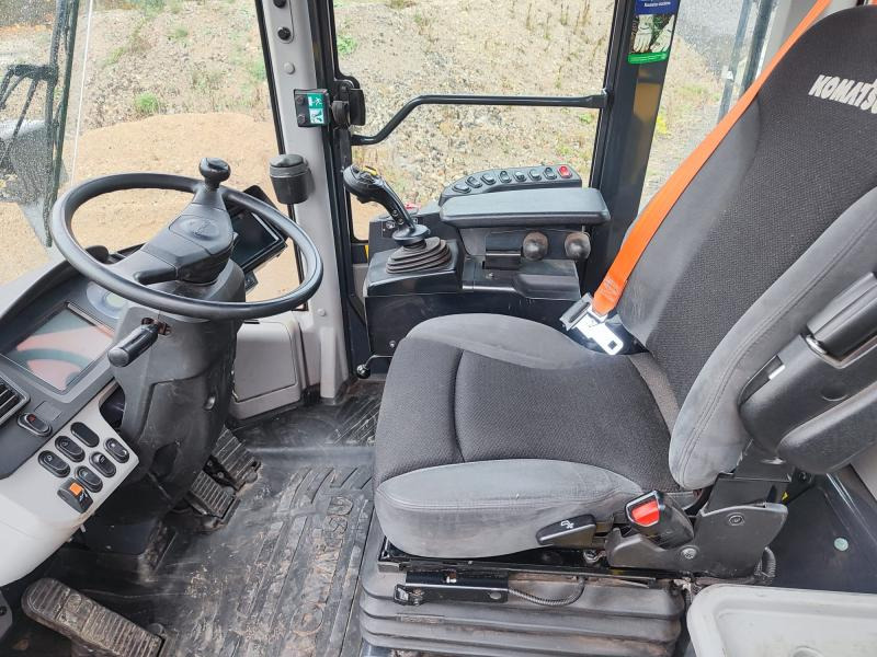 Komatsu WA380-8E0 - Utovarivač točkaš: slika 5 Komatsu WA380-8E0 - Utovarivač točkaš: slika 5