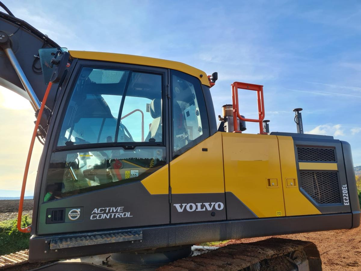 Volvo EC220EL - Bager guseničar: slika 2 Volvo EC220EL - Bager guseničar: slika 2