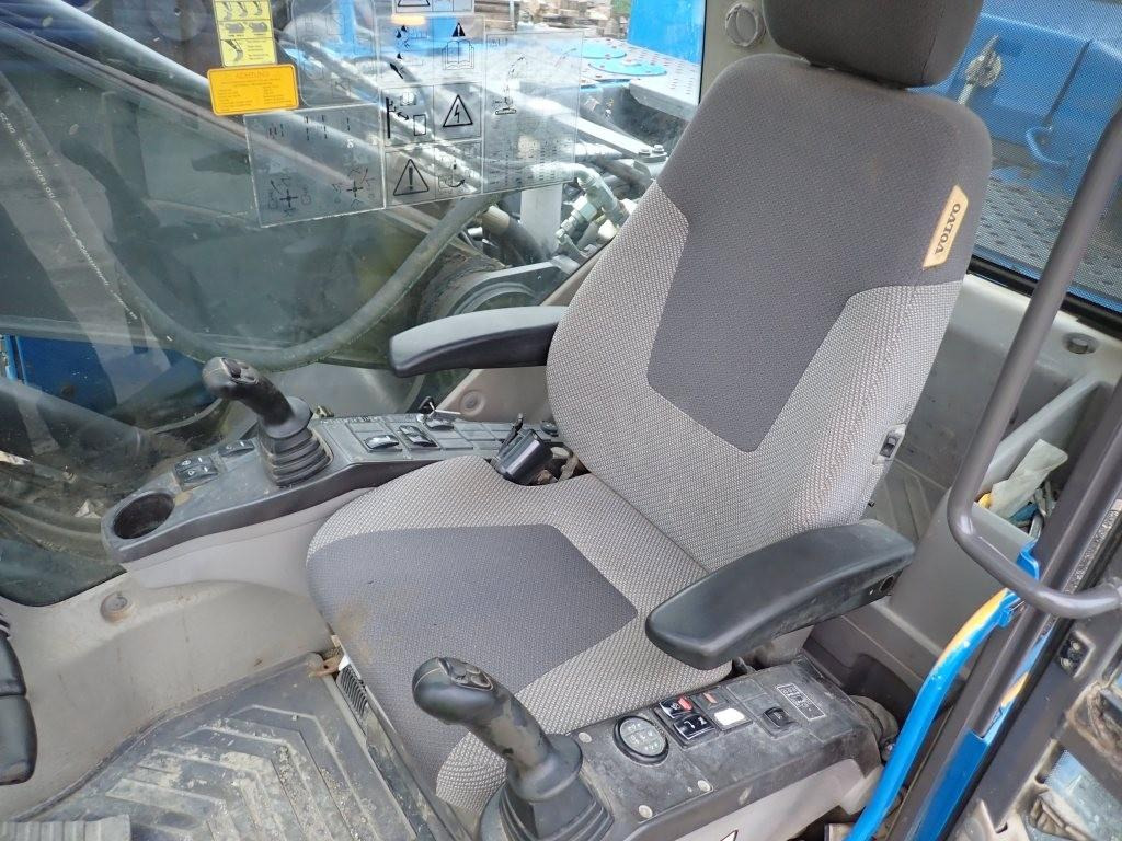 Volvo EC250DNL - Bager guseničar: slika 5 Volvo EC250DNL - Bager guseničar: slika 5