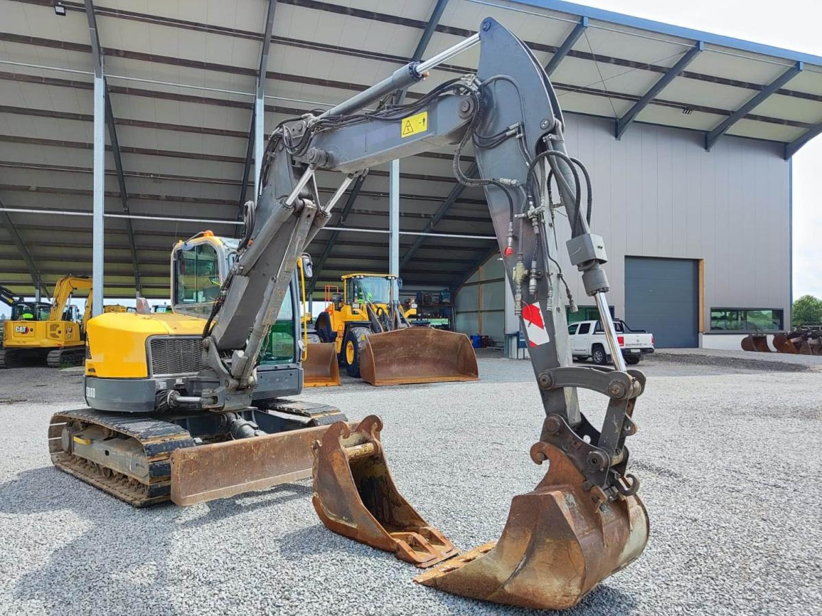 Volvo ECR88D - Mini bager: slika 3 Volvo ECR88D - Mini bager: slika 3