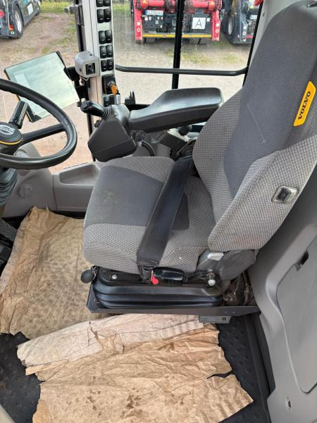 Volvo L120H Long Boom - Utovarivač točkaš: slika 5 Volvo L120H Long Boom - Utovarivač točkaš: slika 5