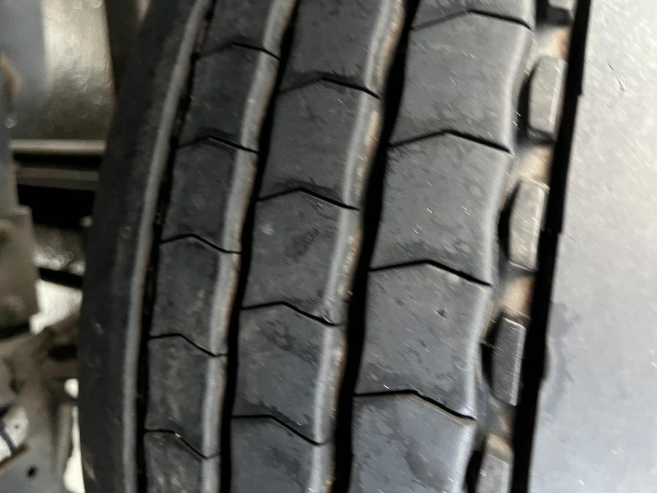 Iveco Eurocargo 120 E 22 - Kamion sa ceradom: slika 5 Iveco Eurocargo 120 E 22 - Kamion sa ceradom: slika 5