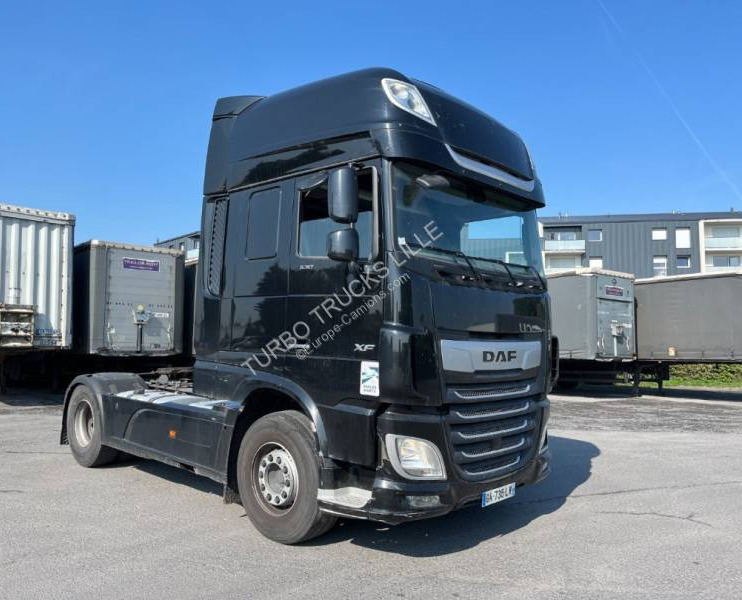 DAF XF 530 - Tegljač: slika 2 DAF XF 530 - Tegljač: slika 2