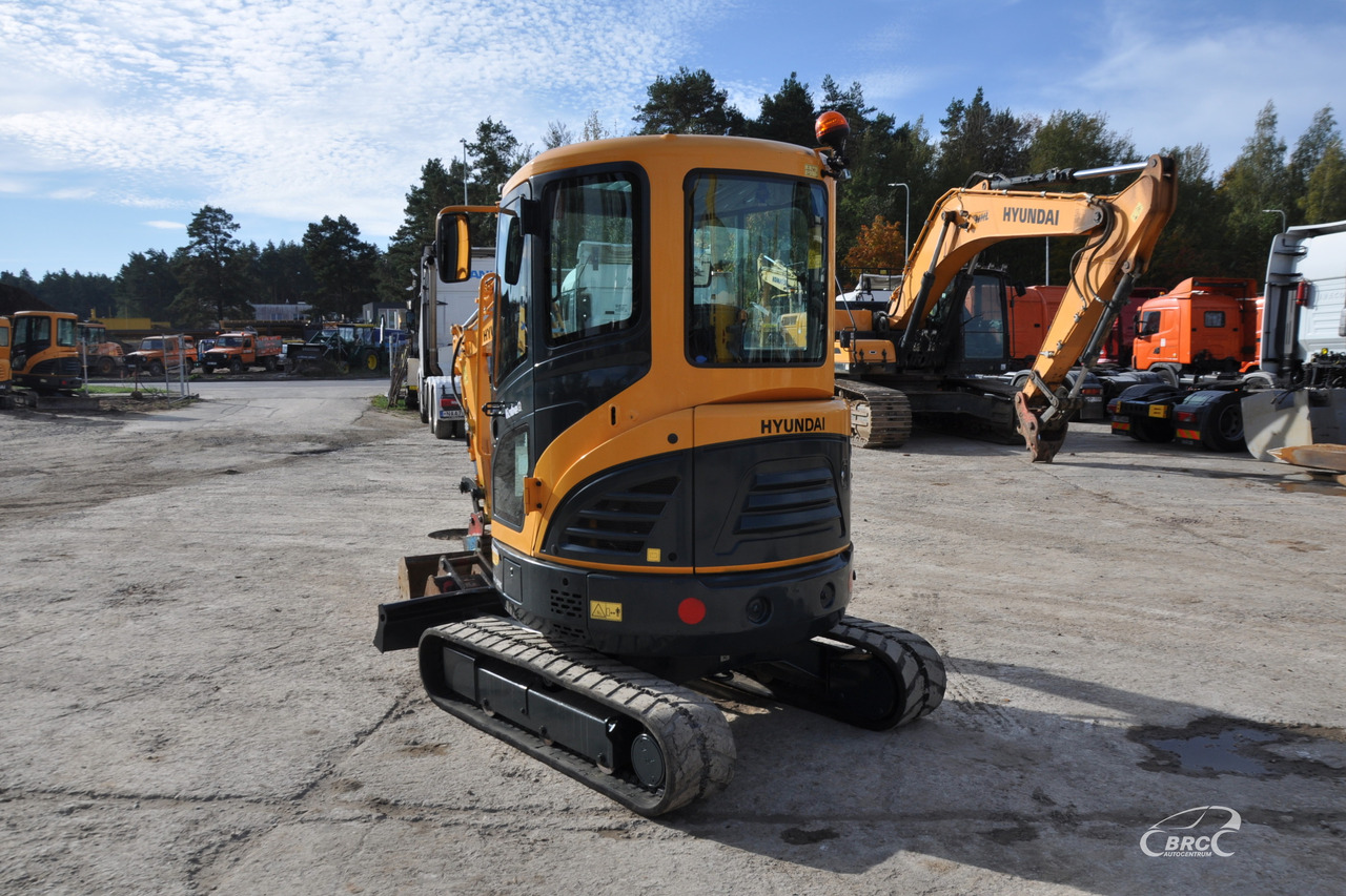 Hyundai R25Z-9AK - Mini bager: slika 4 Hyundai R25Z-9AK - Mini bager: slika 4