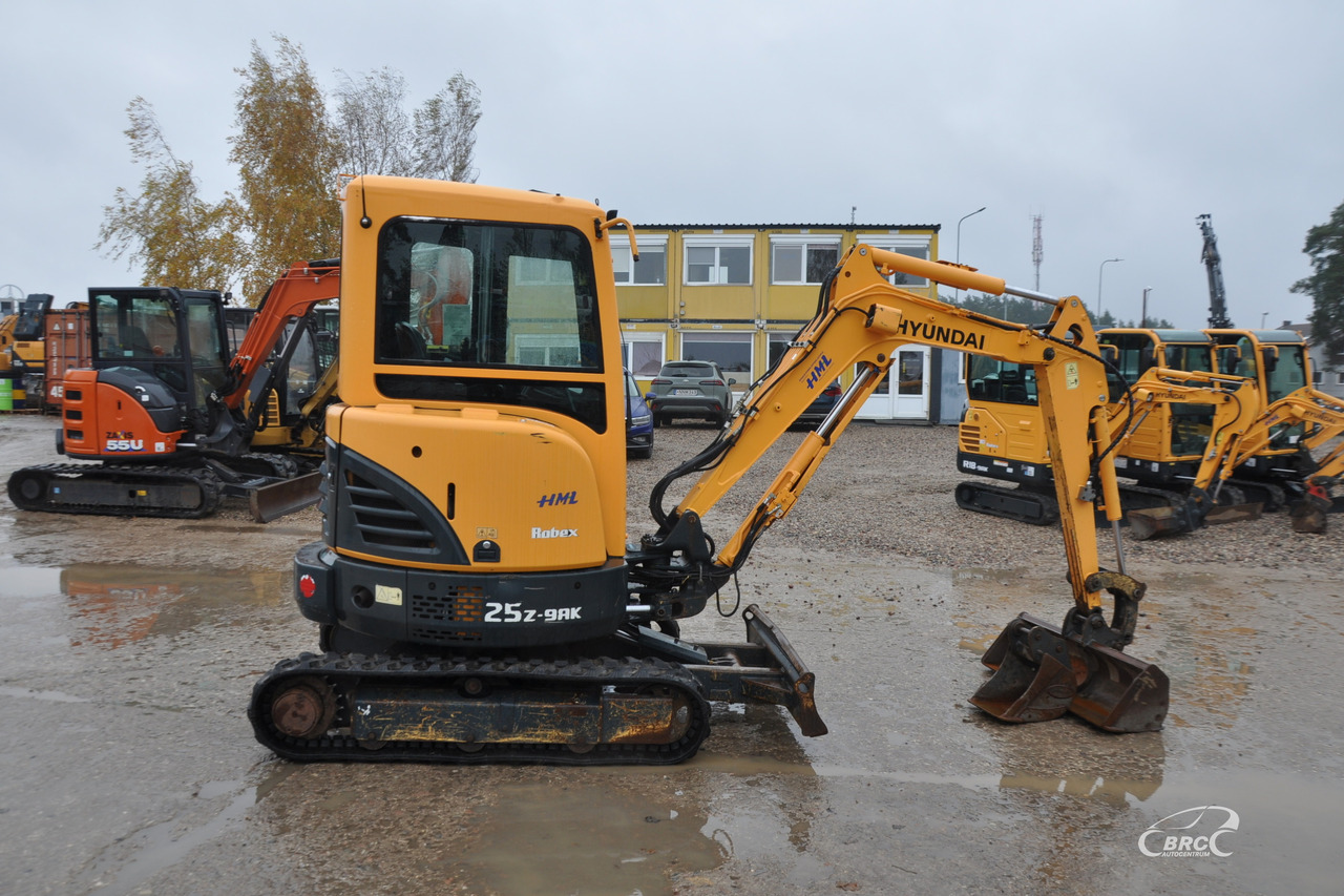 Hyundai R25Z-9AK - Mini bager: slika 3 Hyundai R25Z-9AK - Mini bager: slika 3