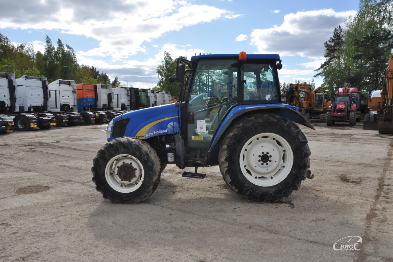 New Holland T5060 - Traktor: slika 3 New Holland T5060 - Traktor: slika 3