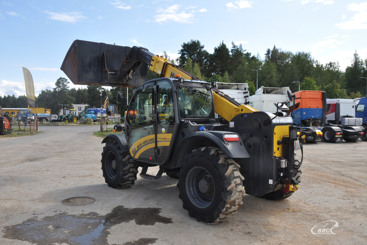 New Holland TH 7.42 - Teleskopski utovarivač na točkovima: slika 4 New Holland TH 7.42 - Teleskopski utovarivač na točkovima: slika 4