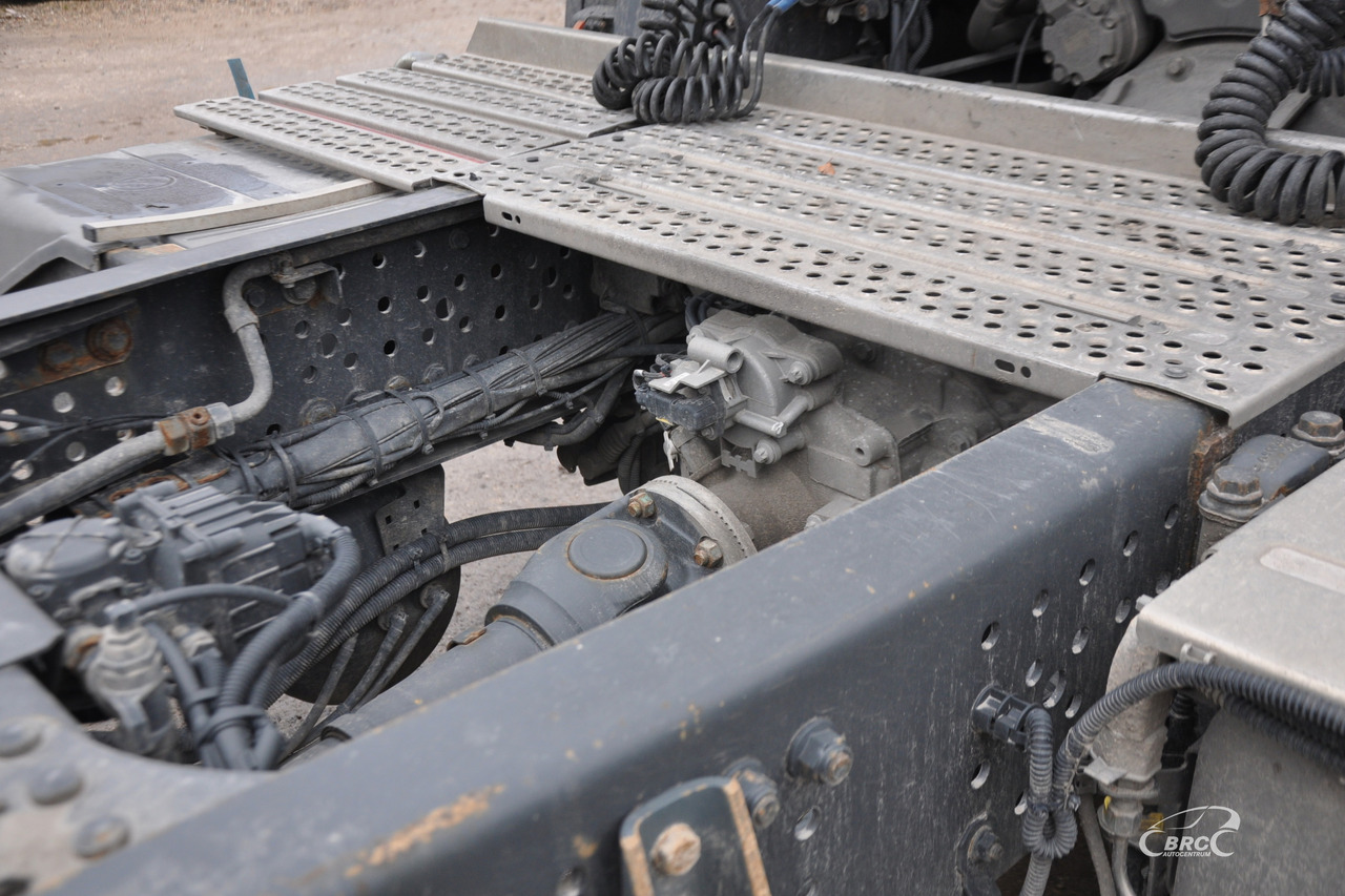 Tegljač Mercedes-Benz Actros: slika 10 Tegljač Mercedes-Benz Actros: slika 10