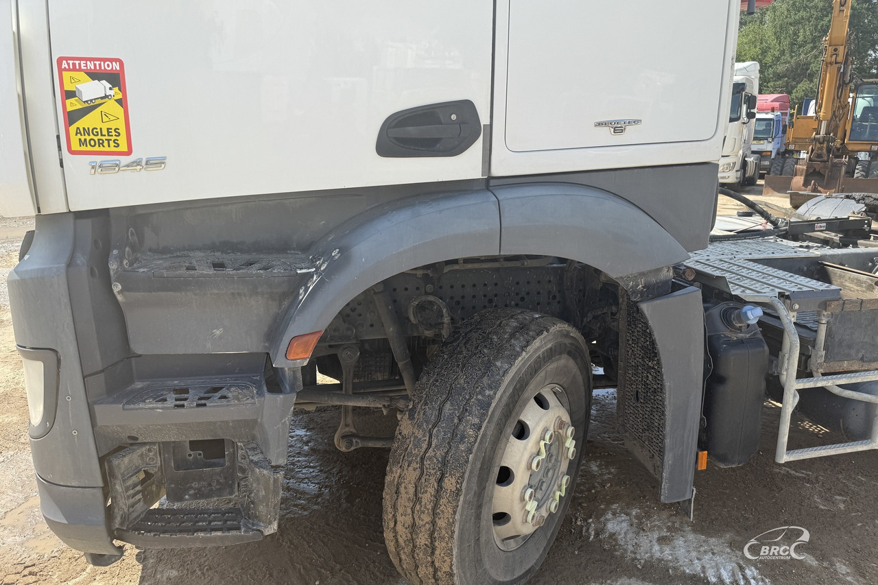 Tegljač Mercedes-Benz Arocs: slika 19