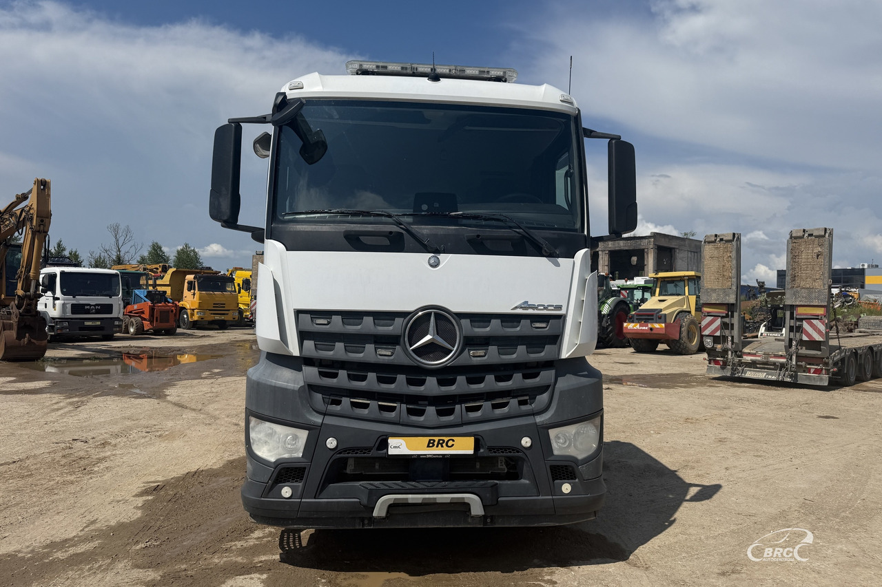 Tegljač Mercedes-Benz Arocs: slika 20