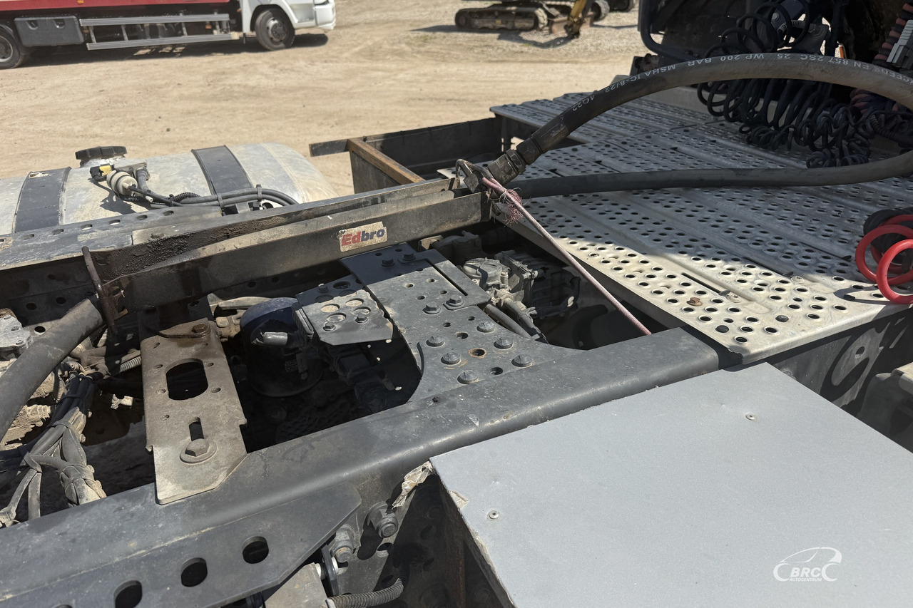 Tegljač Mercedes-Benz Arocs: slika 8