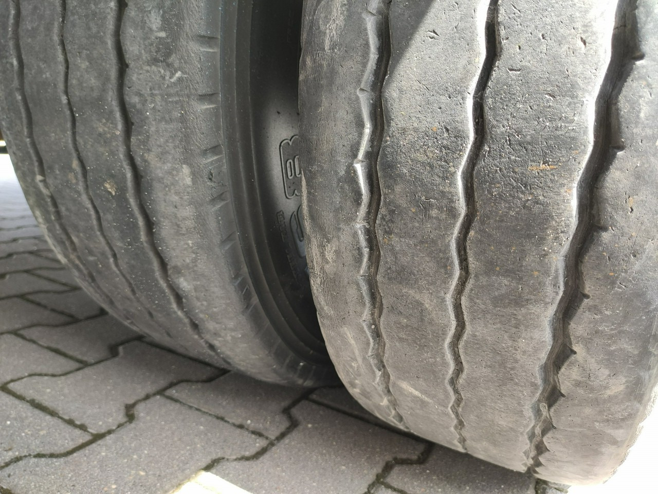 Niska poluprikolica za prevoz Bodex Poszerzana: slika 27