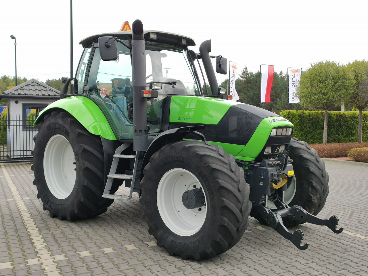 Deutz Fahr Agrotron M620 4x4 Przedni Tuz Wałek W.O.M Wyjścia do Przyczepy - Traktor: slika 2 Deutz Fahr Agrotron M620 4x4 Przedni Tuz Wałek W.O.M Wyjścia do Przyczepy - Traktor: slika 2