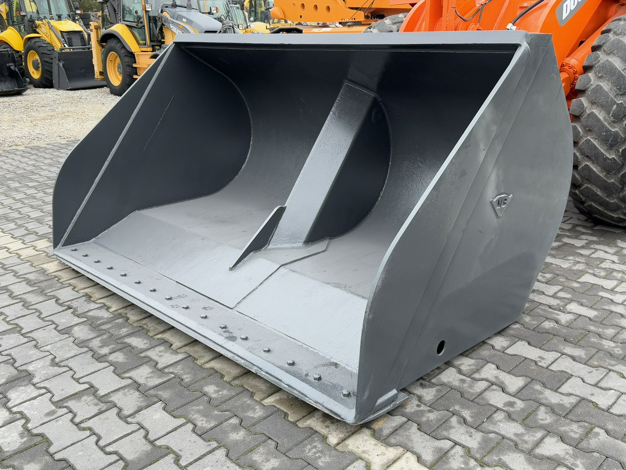 Doosan DL250 14,5Ton Łyżka Wysokiego Wysypu !!! - Utovarivač točkaš: slika 5 Doosan DL250 14,5Ton Łyżka Wysokiego Wysypu !!! - Utovarivač točkaš: slika 5