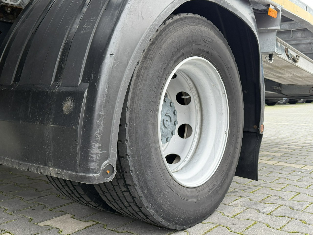 Iveco EUROCARGO 120E25 E6 Laweta Zagłebiana Platforma Pomoc Drogowa - Druga mašina: slika 5 Iveco EUROCARGO 120E25 E6 Laweta Zagłebiana Platforma Pomoc Drogowa - Druga mašina: slika 5