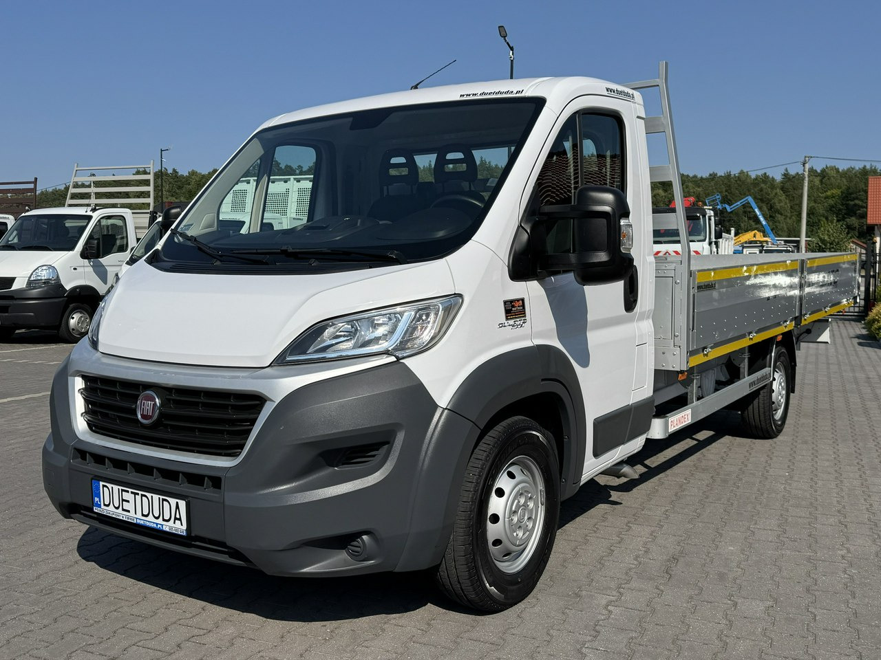 Fiat Ducato - Dostavno vozilo sa otvorenom sandukom: slika 3 Fiat Ducato - Dostavno vozilo sa otvorenom sandukom: slika 3