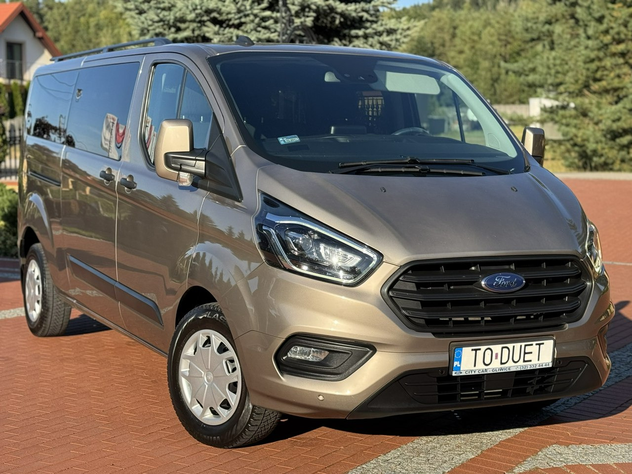 Ford Transit Custom - Putnički kombi: slika 4 Ford Transit Custom - Putnički kombi: slika 4