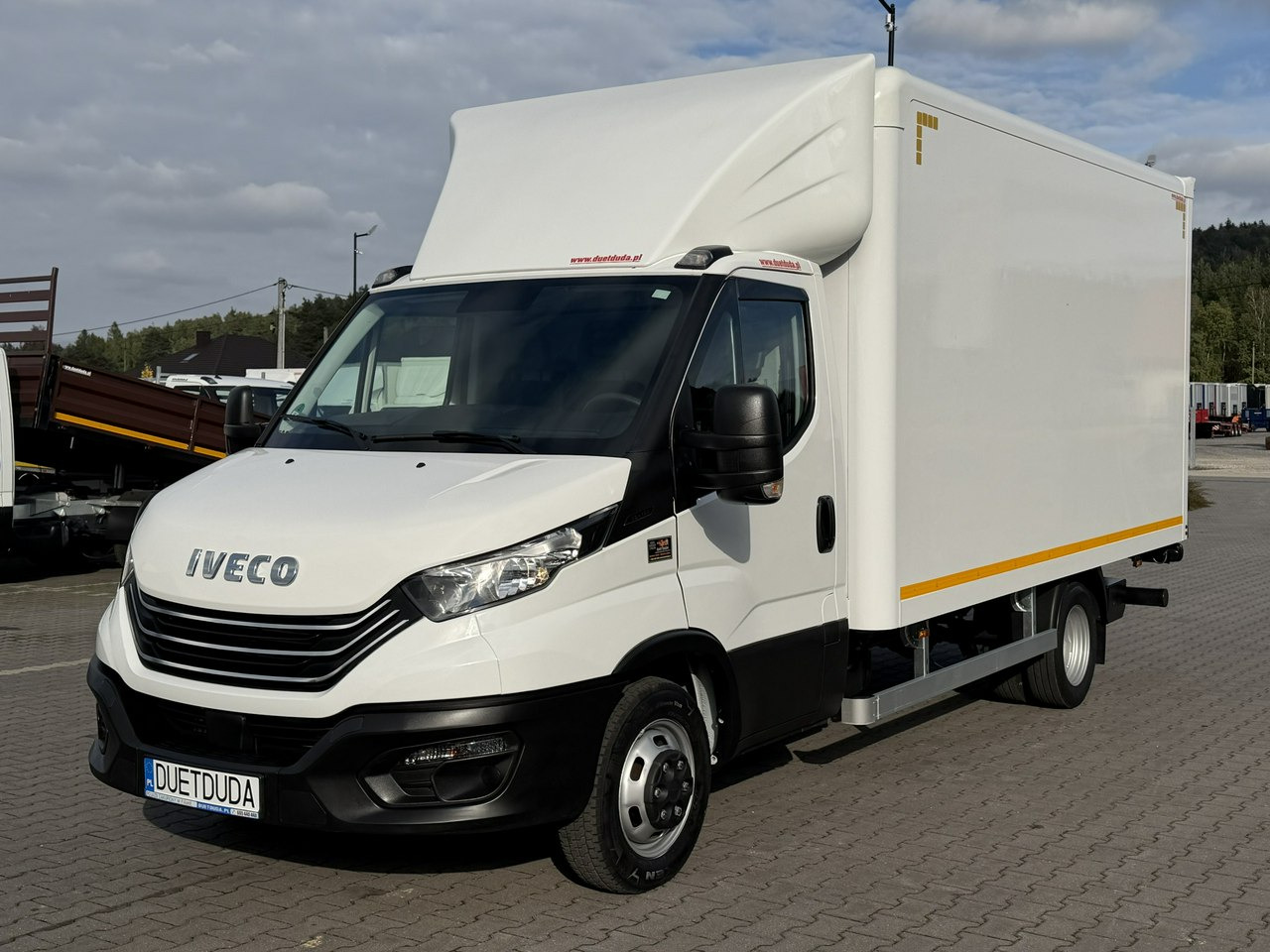 Iveco Daily 35C16 V - Dostavno vozilo sa zatvorenim sandukom: slika 5 Iveco Daily 35C16 V - Dostavno vozilo sa zatvorenim sandukom: slika 5