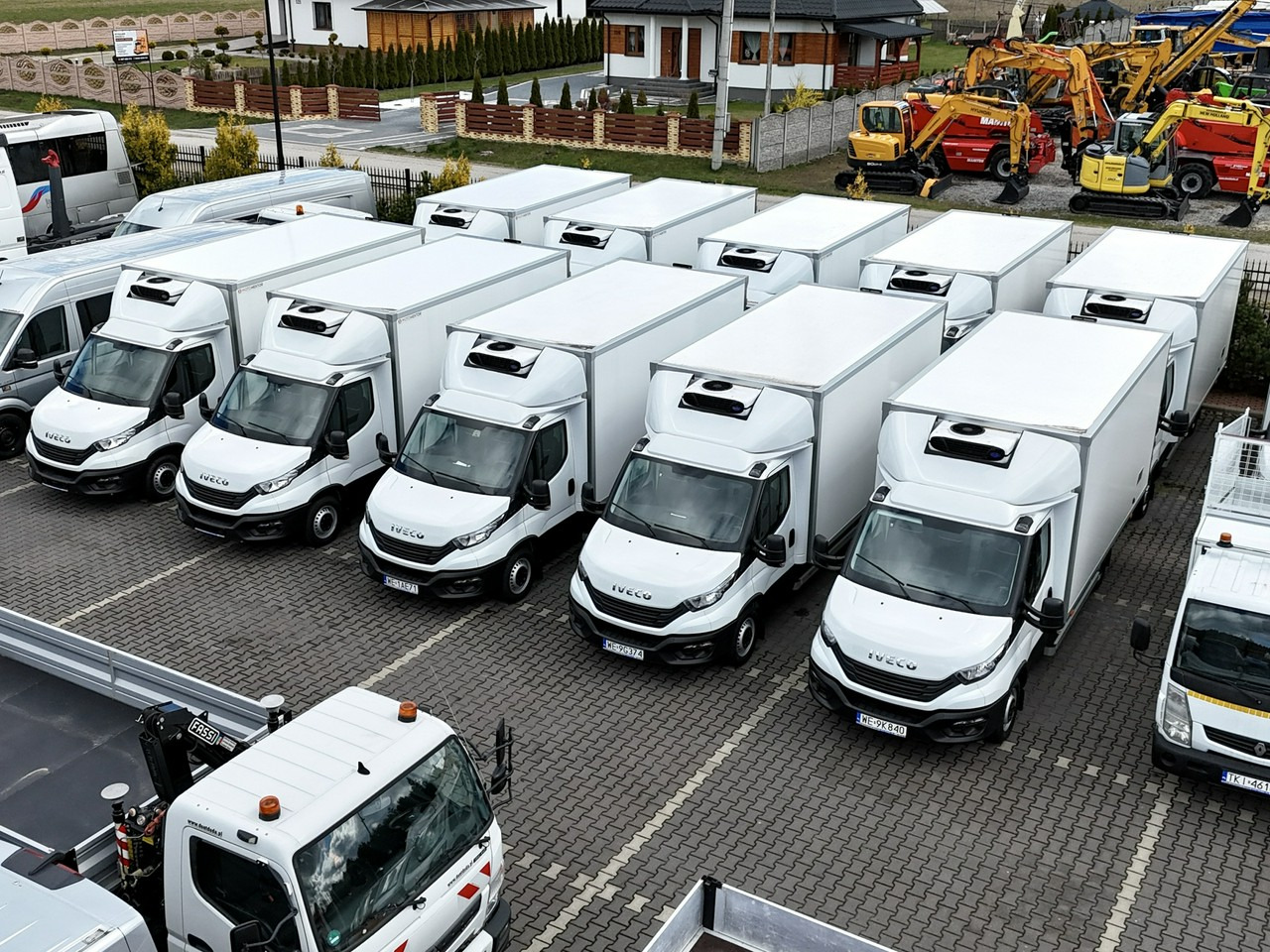 Iveco Daily 35S16 V - Dostavno vozilo hladnjača: slika 2 Iveco Daily 35S16 V - Dostavno vozilo hladnjača: slika 2