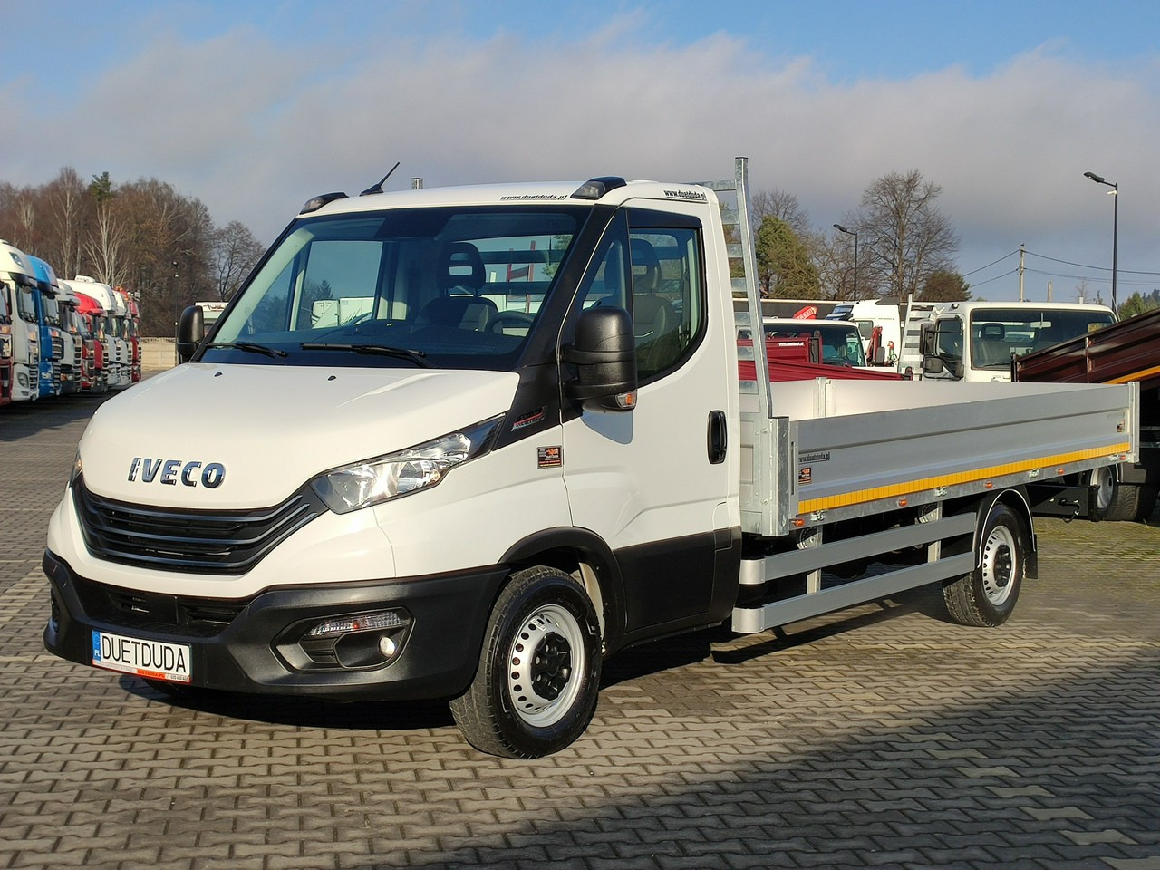 Iveco Daily 35S16 V - Dostavno vozilo sa otvorenom sandukom: slika 2 Iveco Daily 35S16 V - Dostavno vozilo sa otvorenom sandukom: slika 2