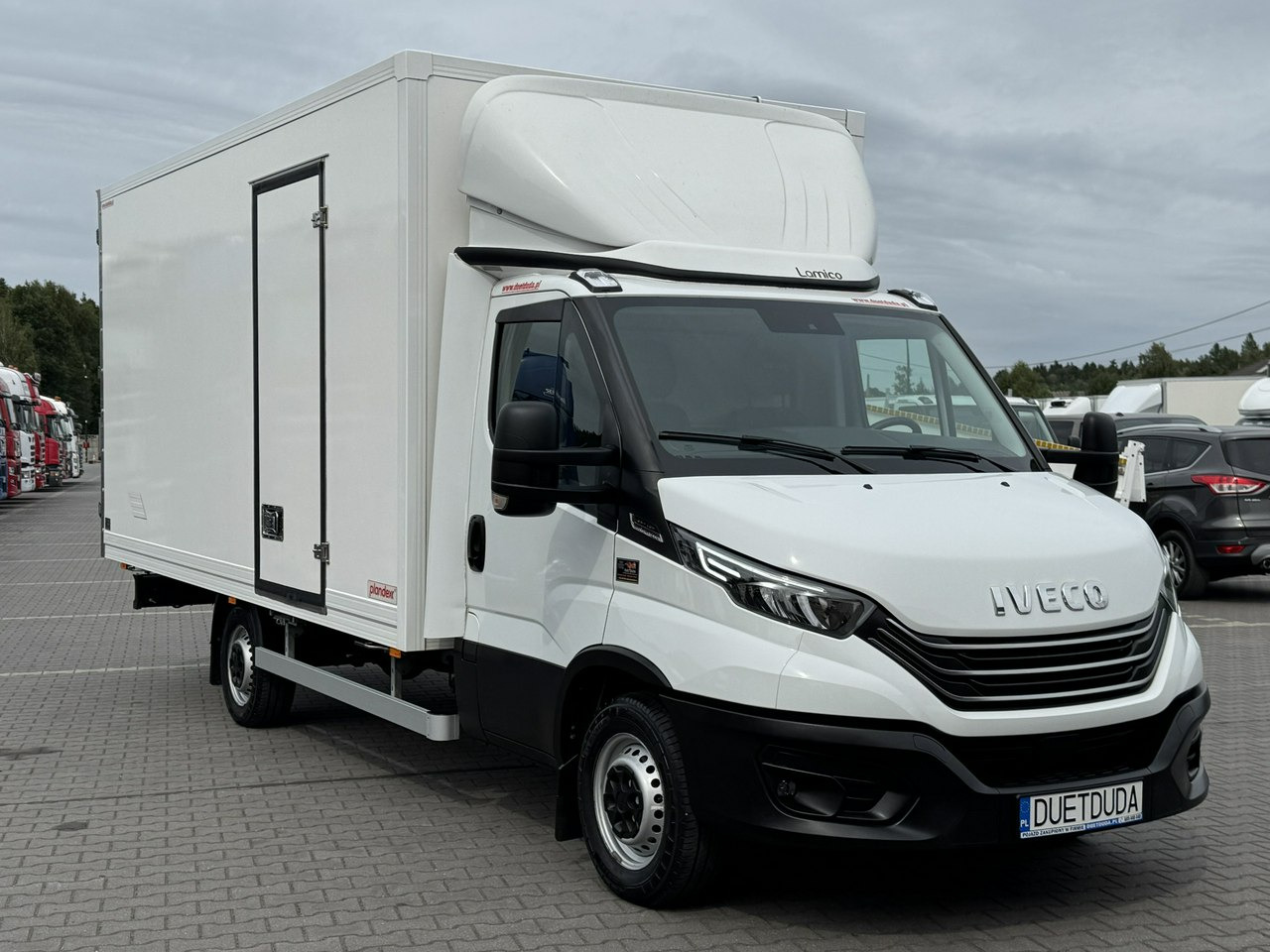 Iveco Daily 35S18 H - Dostavno vozilo sa zatvorenim sandukom: slika 3 Iveco Daily 35S18 H - Dostavno vozilo sa zatvorenim sandukom: slika 3