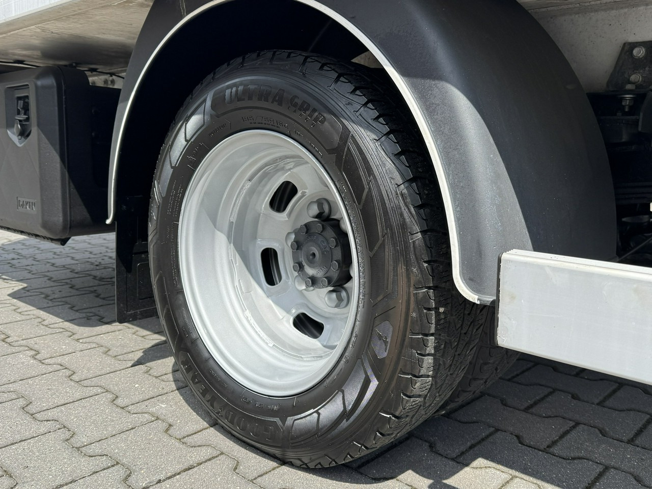 Iveco Daily 50C15 V - Dostavno vozilo hladnjača: slika 4 Iveco Daily 50C15 V - Dostavno vozilo hladnjača: slika 4