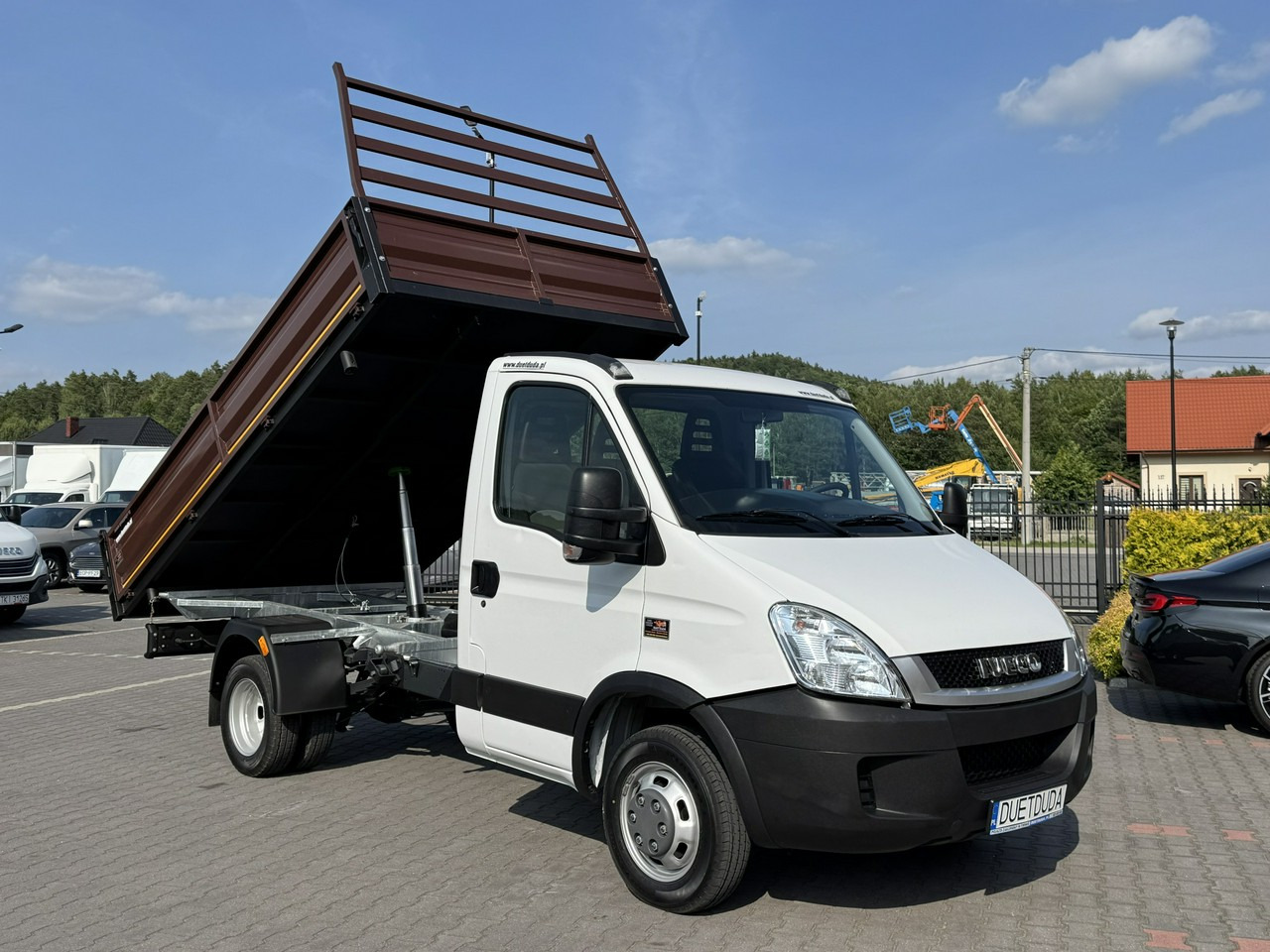 Iveco Daily 50C18 V - Dostavno vozilo istovarivač: slika 4 Iveco Daily 50C18 V - Dostavno vozilo istovarivač: slika 4