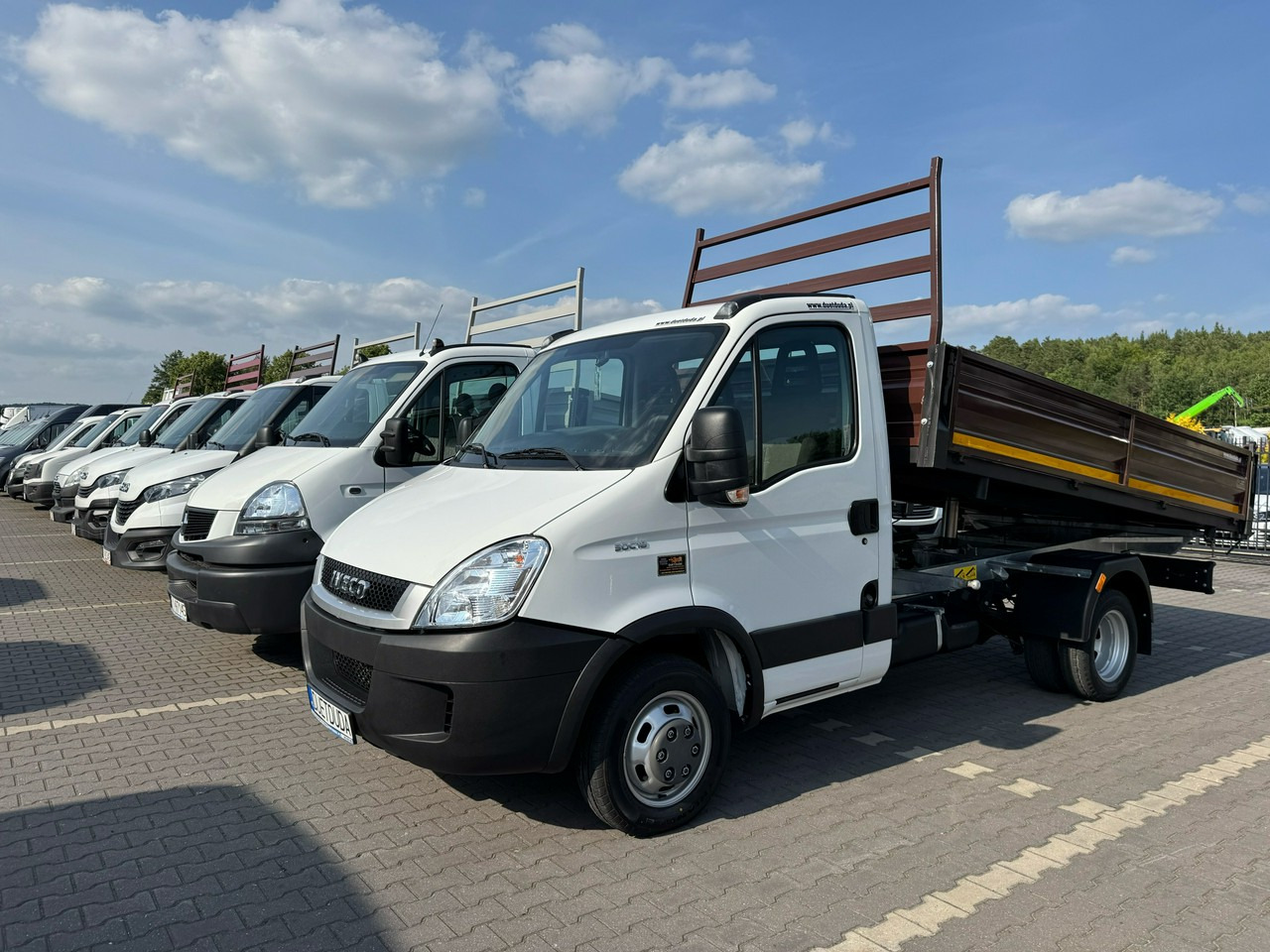 Iveco Daily 50C18 V - Dostavno vozilo istovarivač: slika 1 Iveco Daily 50C18 V - Dostavno vozilo istovarivač: slika 1